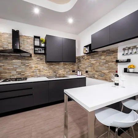 Апартаменты Gali Holidays