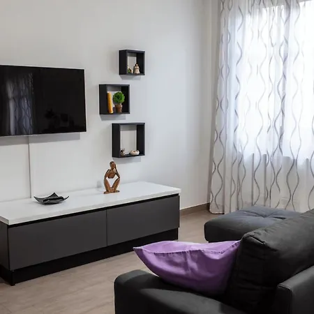 Gali Holidays * Акведольчи